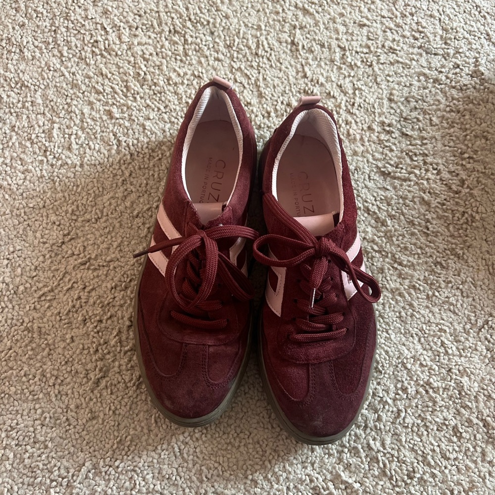 Burgundy Women's Sneakers
